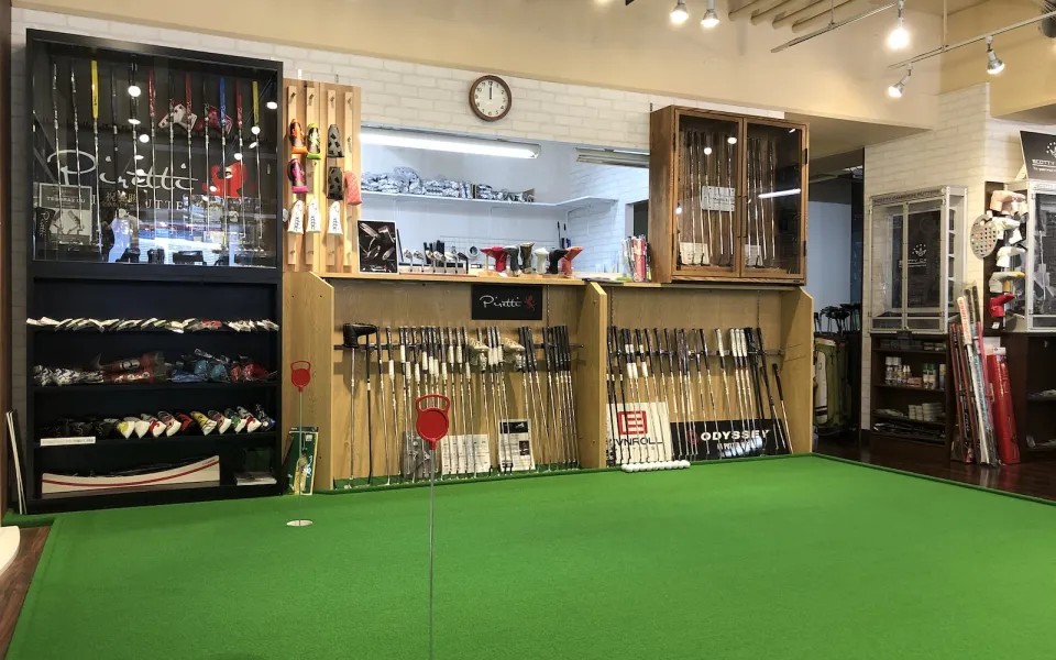 日本高爾夫球店選購TaylorMade球桿