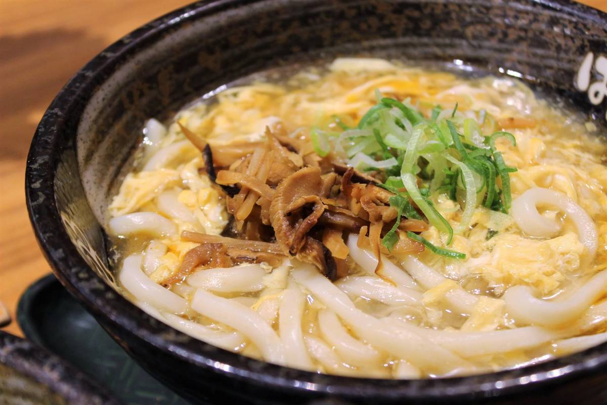 五代目花山烏冬 湯底 烏冬湯麵 特色