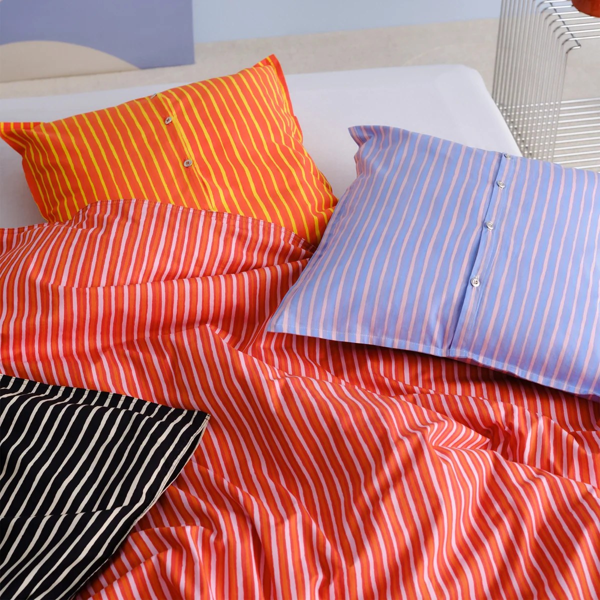 Marimekko 條紋枕套與家居布置